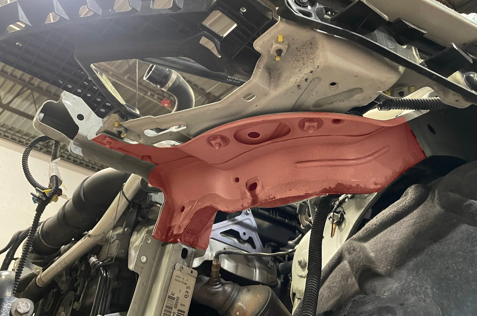 FRONT LEFT FENDER HEADLIGHT PLATE SUPPORT SIDE MEMBER BRACKET FITS PORSCHE CAYENNE 95850107100GRV - German Auto Body Parts